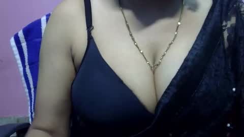 anamika794088 online show from September 13, 2025, 11:43 am
