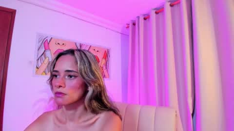 Ana online show from October 27, 2025, 7:29 pm