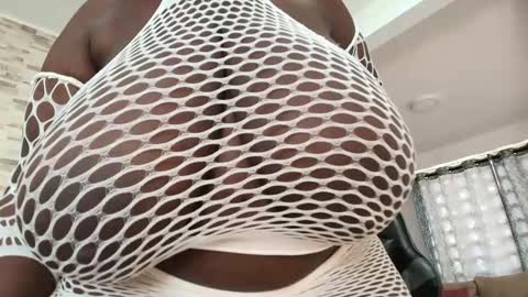 ana  online show from February 6, 2025, 1:43 pm