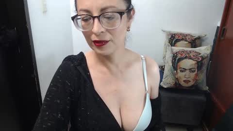 Snapshot of anasstaciaevanss chatting on September 14, 2025, 1:38 am Anastacia online show from September 14, 2025, 1:38 am