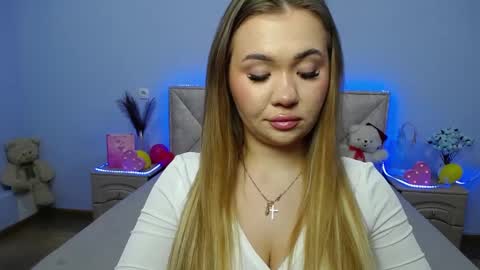 anastacyyellig online show from January 29, 2025, 11:51 am