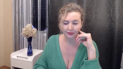 anastasia_blue_ online show from December 22, 2025, 12:24 pm