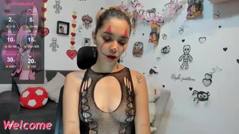 Snapshot of anastasia_tuya chatting on October 15, 2025, 1:28 am anastasia online show from October 15, 2025, 1:28 am