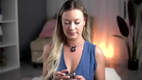 Snapshot of anastasiamills chatting on July 9, 2026, 9:08 pm AnastasiaMills online show from July 9, 2026, 9:08 pm