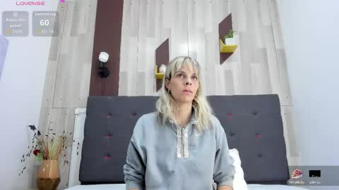 anastasia online show from November 7, 2025, 11:43 am