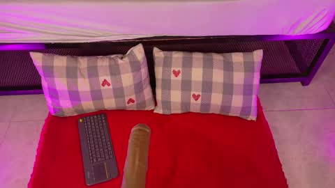 Snapshot of anavicc__ chatting on February 21, 2026, 11:11 am Kendra online show from February 21, 2026, 11:11 am