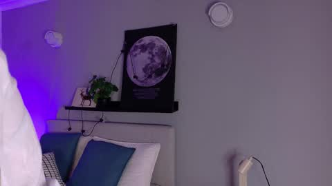 Snapshot of anavicc__ chatting on March 11, 2026, 10:10 am Kendra online show from March 11, 2026, 10:10 am