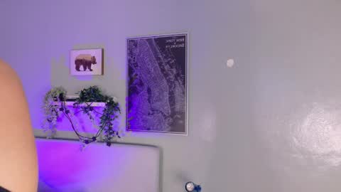 Snapshot of anavicc__ chatting on April 12, 2026, 11:26 am Kendra online show from April 12, 2026, 11:26 am