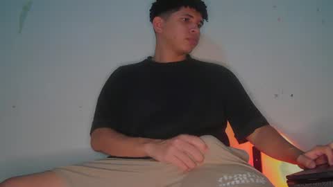 Snapshot of ancoder2912 chatting on July 19, 2026, 5:33 am Andres online show from July 19, 2026, 5:33 am