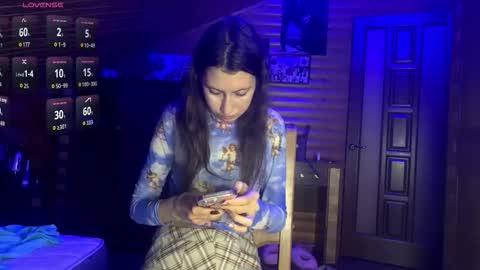 Ashley Cooper online show from November 21, 2025, 5:22 pm