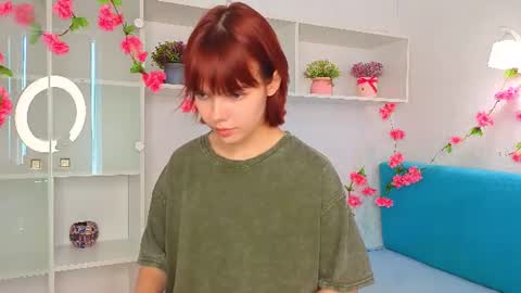 Snapshot of anderawreath chatting on June 24, 2026, 7:07 am Mia online show from June 24, 2026, 7:07 am