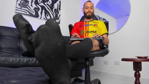 Andrs   -                   online show from January 31, 2025, 9:59 pm