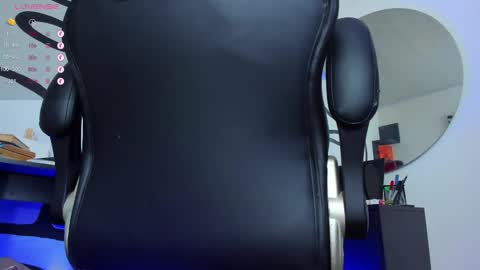 Andrs   -                   online show from October 23, 2025, 1:38 am