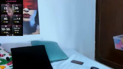 Andrea online show from December 4, 2025, 11:30 am