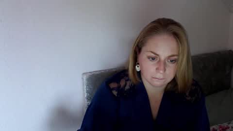 Snapshot of andorphina chatting on September 21, 2025, 12:29 pm Andorphin online show from September 21, 2025, 12:29 pm