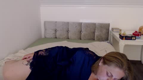 Snapshot of andorphina chatting on October 5, 2025, 9:02 pm Andorphin online show from October 5, 2025, 9:02 pm