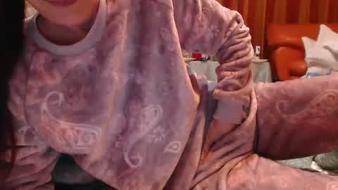 Andra online show from September 27, 2025, 12:48 am