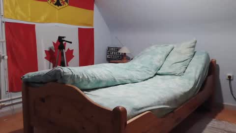 Andre online show from December 8, 2024, 12:40 am