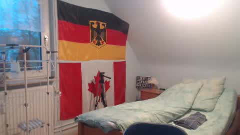 Andre online show from December 9, 2024, 2:49 pm