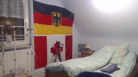 Andre online show from December 12, 2024, 8:21 pm