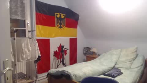 Andre online show from December 16, 2024, 8:37 pm