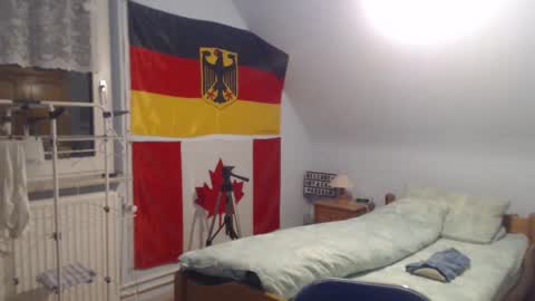 Andre online show from December 29, 2024, 8:04 pm