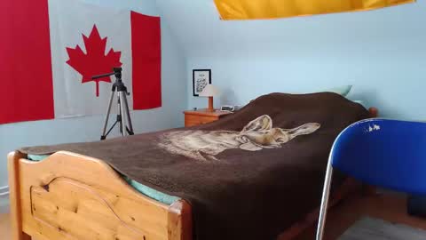 Andre online show from September 29, 2025, 12:10 pm