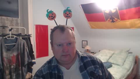 Andre online show from October 29, 2025, 9:27 pm