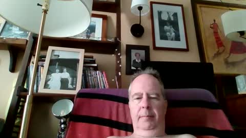 andre6045 online show from February 15, 2026, 7:32 pm