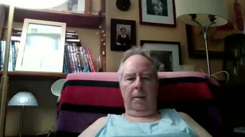 andre6045 online show from April 5, 2026, 5:32 pm