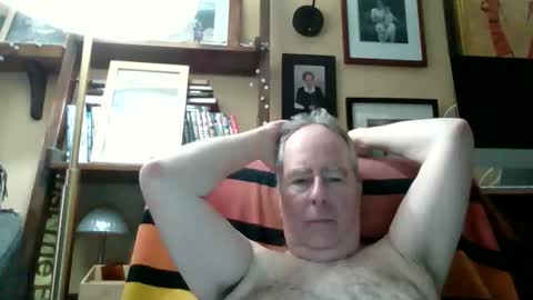 andre6045 online show from May 7, 2026, 6:35 pm
