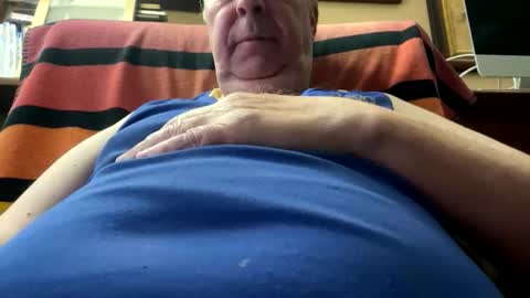 andre6045 online show from May 22, 2026, 6:46 pm