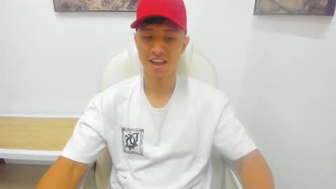 Snapshot of andre_blow chatting on September 15, 2025, 11:32 am Andre Blow online show from September 15, 2025, 11:32 am