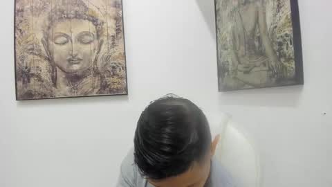 Snapshot of andre_blow chatting on September 19, 2025, 11:33 am Andre Blow online show from September 19, 2025, 11:33 am