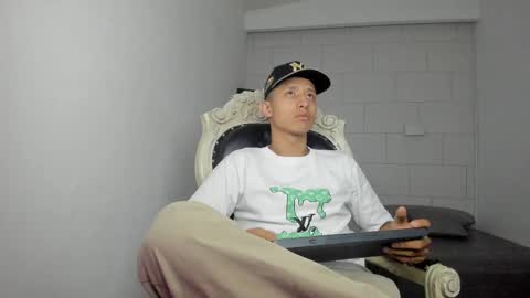 Snapshot of andre_blow chatting on September 21, 2025, 11:23 am Andre Blow online show from September 21, 2025, 11:23 am