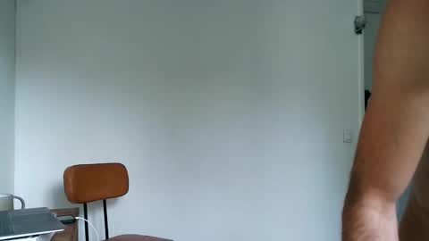 Snapshot of andre_m12 chatting on September 16, 2025, 8:59 am Andrew m12 online show from September 16, 2025, 8:59 am