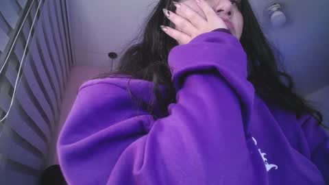 Snapshot of andrea_ramoss_ chatting on December 31, 2024, 7:20 am Andrea Ramos online show from December 31, 2024, 7:20 am