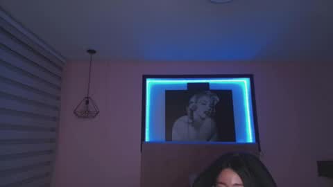 Snapshot of andrea_ramoss_ chatting on March 5, 2025, 8:54 am Andrea Ramos online show from March 5, 2025, 8:54 am