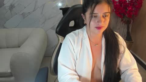 andrea_tasty_tf online show from November 16, 2025, 12:49 am