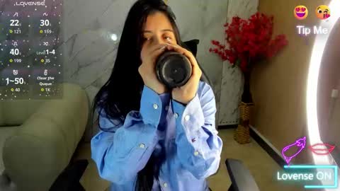 andrea_tasty_tf online show from December 2, 2025, 12:43 pm