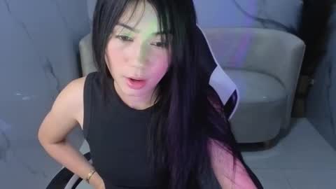 Snapshot of andrea_tx chatting on December 3, 2025, 2:26 pm andrea_tx online show from December 3, 2025, 2:26 pm