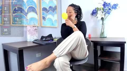 Snapshot of andreaa_zoee_ chatting on September 9, 2025, 2:16 pm Andrea Zoelins online show from September 9, 2025, 2:16 pm