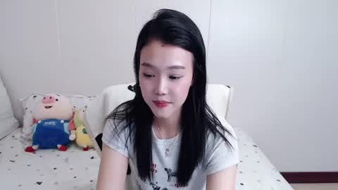 andreakimr online show from July 5, 2026, 4:41 am