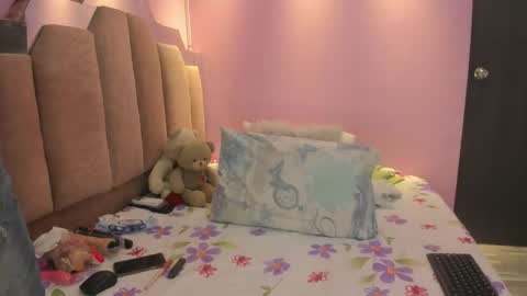 Snapshot of andreasweet2 chatting on January 5, 2026, 8:01 pm A n d r e a S w e e t online show from January 5, 2026, 8:01 pm