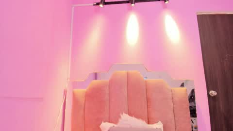 Snapshot of andreasweet2 chatting on February 10, 2026, 7:40 pm A n d r e a S w e e t online show from February 10, 2026, 7:40 pm