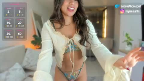 Snapshot of andreathomson chatting on October 3, 2025, 10:18 pm Please call me Andrea online show from October 3, 2025, 10:18 pm