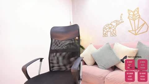 Andre Castaneda online show from January 4, 2025, 7:13 am