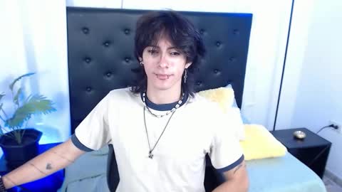 Andrey online show from November 25, 2025, 1:44 pm