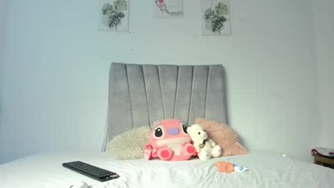 Snapshot of andreina_evans chatting on March 31, 2026, 2:57 am andreina_evans online show from March 31, 2026, 2:57 am