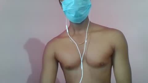 Snapshot of andres01_ chatting on September 25, 2025, 5:00 am andres01_ online show from September 25, 2025, 5:00 am
